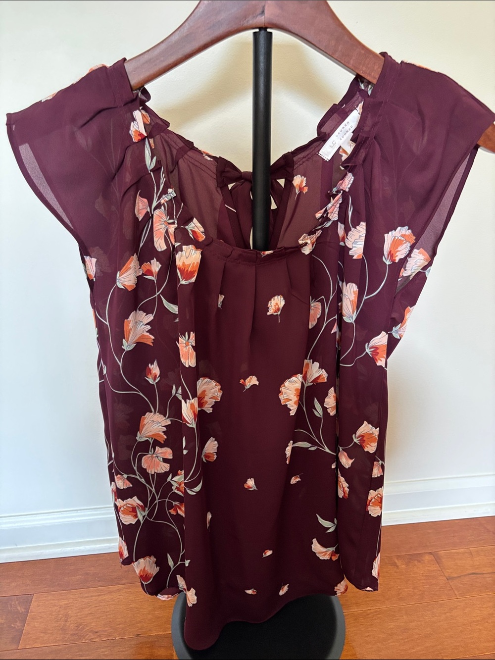 LC Lauren Conrad Maroon Floral Blouse Womens XS Flutter Sleeve Top Feminine